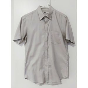 Uniqlo Short-Sleeve Button-Down Shirt